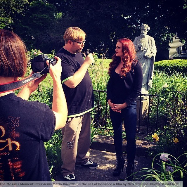Mike Messier and Maria Kanellis (photo by David Gere)